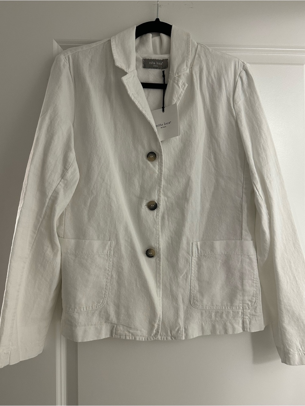 NWT Italian designer Nina Loca linen/ Cotton Button-Front white Blazer